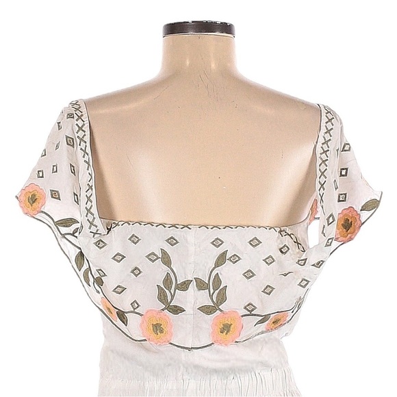 Gimmicks BKE Off Shoulder Floral Embroidered Button Front Blouse Size S - Picture 5 of 10